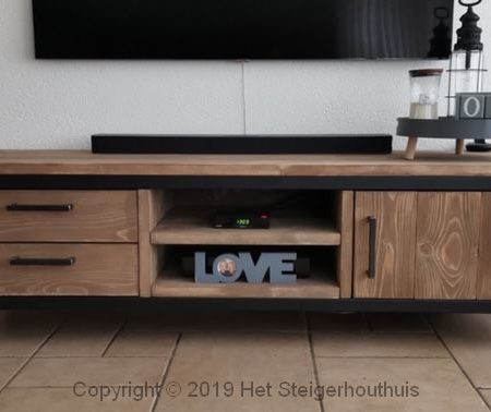 TV Meubel Industrieel Misty