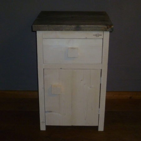 Nachtkastje Groningen