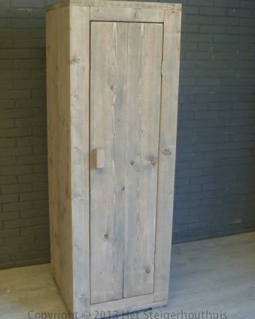 Kledingkast / Linnenkast