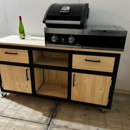 Buitenkeuken Woody + Grandhall G2 BBQ en zijbrander