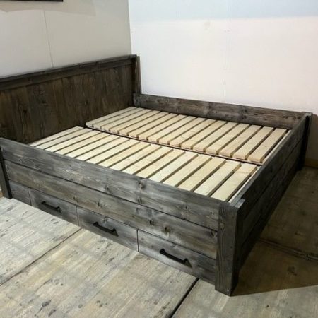 2-persoons bed Sleepy met 3 lades