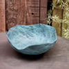 Blauwe patina decoratieve kom