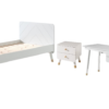 Deze BILLY-combinatie bestaat uit het witte BILLY-bed (90x200cm), de witte nachtkastje, het bureau en de commode.