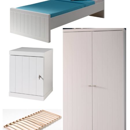 Deze ROBIN combinatie bestaat uit het ROBIN bed (90 x 200 cm) met lattenbodem, nachtkastje en 2-deurskledingkast.