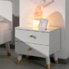 Deze BILLY-combinatie bestaat uit het witte BILLY-bed (90x200cm), de witte nachtkastje, het bureau en de commode. - Afbeelding 4