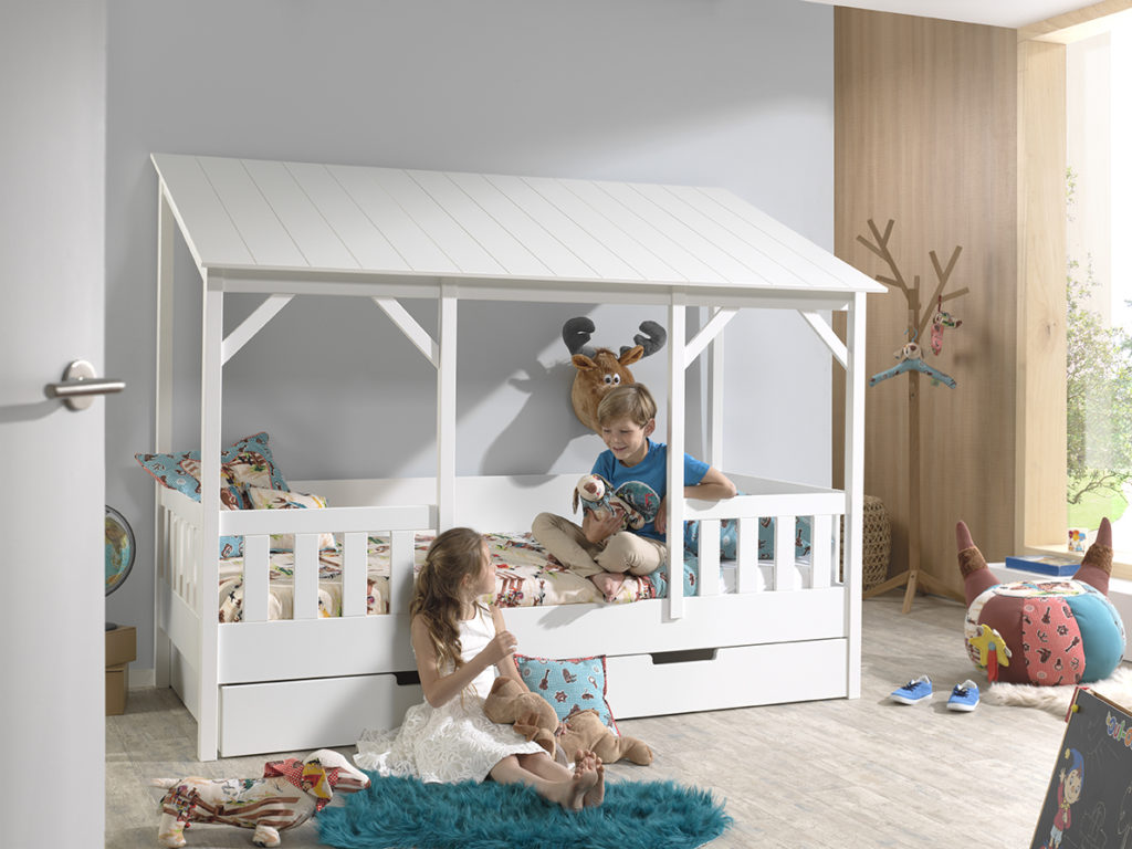 Deze Housebed-combinatie bestaat uit een housebed white, white roof 3 panels en bedlade - Afbeelding 5