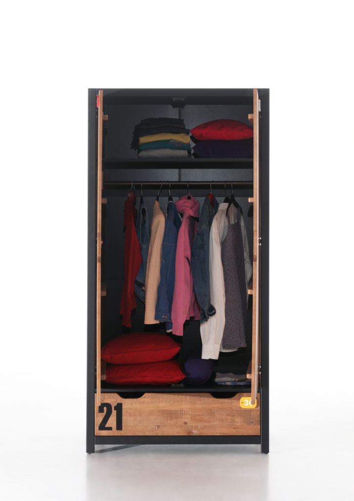 De ALEX-combinatie bestaat uit een nachtkastje, bed 90x200cm , Lade rolbed en 2 deurs kledingkast. - Afbeelding 6