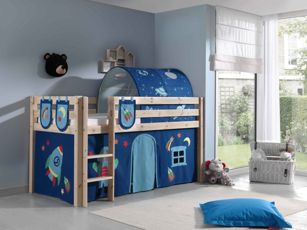 Deze PINO-combinatie bestaat uit een natuurkleurige PINO hoogslaper , een speelgordijn astro, 3 zakjes astro en een tunnel astro - Afbeelding 6