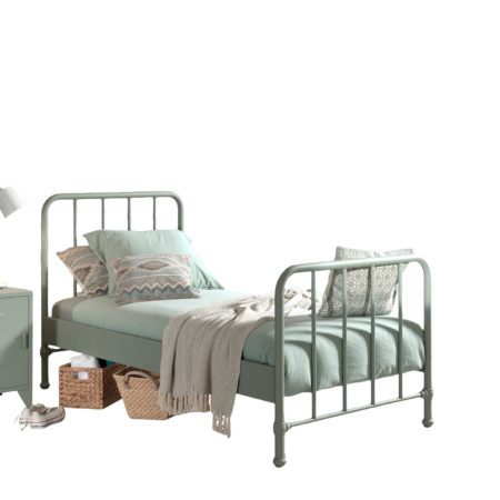 Deze BRONXX-combinatie bestaat uit het olijfgroene BRONXX bed (90x200cm) met het bijhorende nachtkastje in het olijfgroen.