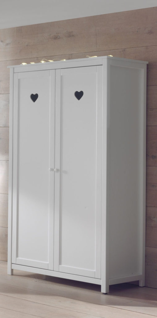 Deze Amori-combinatie bestaat uit een een hemelbed , een lattenbodem kader, een nachtkastje , een 2 deurs kledingkast en bedtextiel - Afbeelding 10