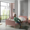 Deze BILLY-combinatie bestaat uit het terra roze BILLY-bed (90x200cm) en de bijpassende terra roze nachtkastje. - Afbeelding 5