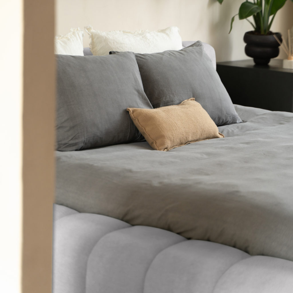 Ontwerpbed Adore Classic 160x200 Grijs - Zonder Matras - Afbeelding 5